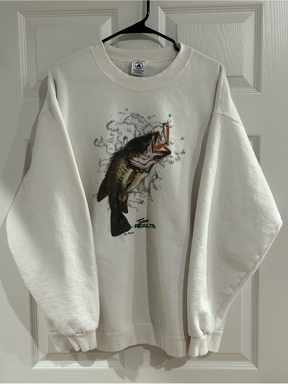 Realtree White Crewneck Sweatshirt with Bass Fishing Graphic